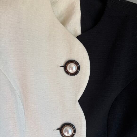 Vintage Women's Small Colorblock B&W Big Button Blazer Retro 90's Classic MCM - Picture 7 of 7